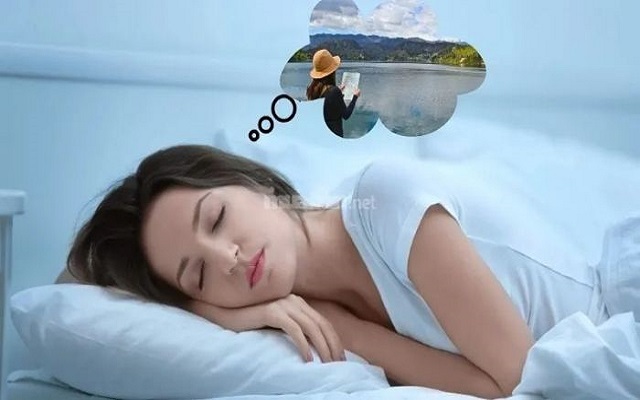 Giải mã giấc mơ đi du lịch với người lạ