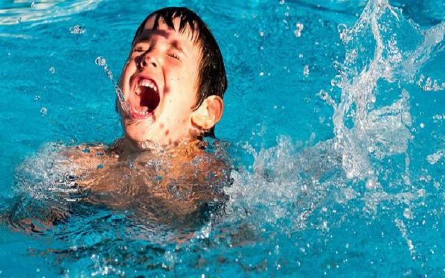 Mơ thấy cứu trẻ con chết đuối là sao Mơ thấy cứu trẻ con chết đuối là sao