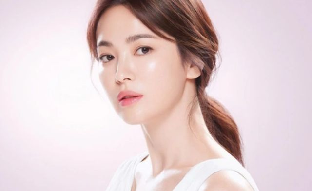 Tùy vào bối cảnh mơ cụ thể mà điềm báo và ý nghĩa thấy diễn viên nổi tiếng khác nhau